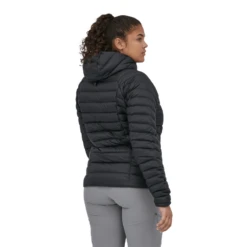 Patagonia Down Sweater Hooded Jacket - Women's -Patagonia Shop 1422579 800 auto